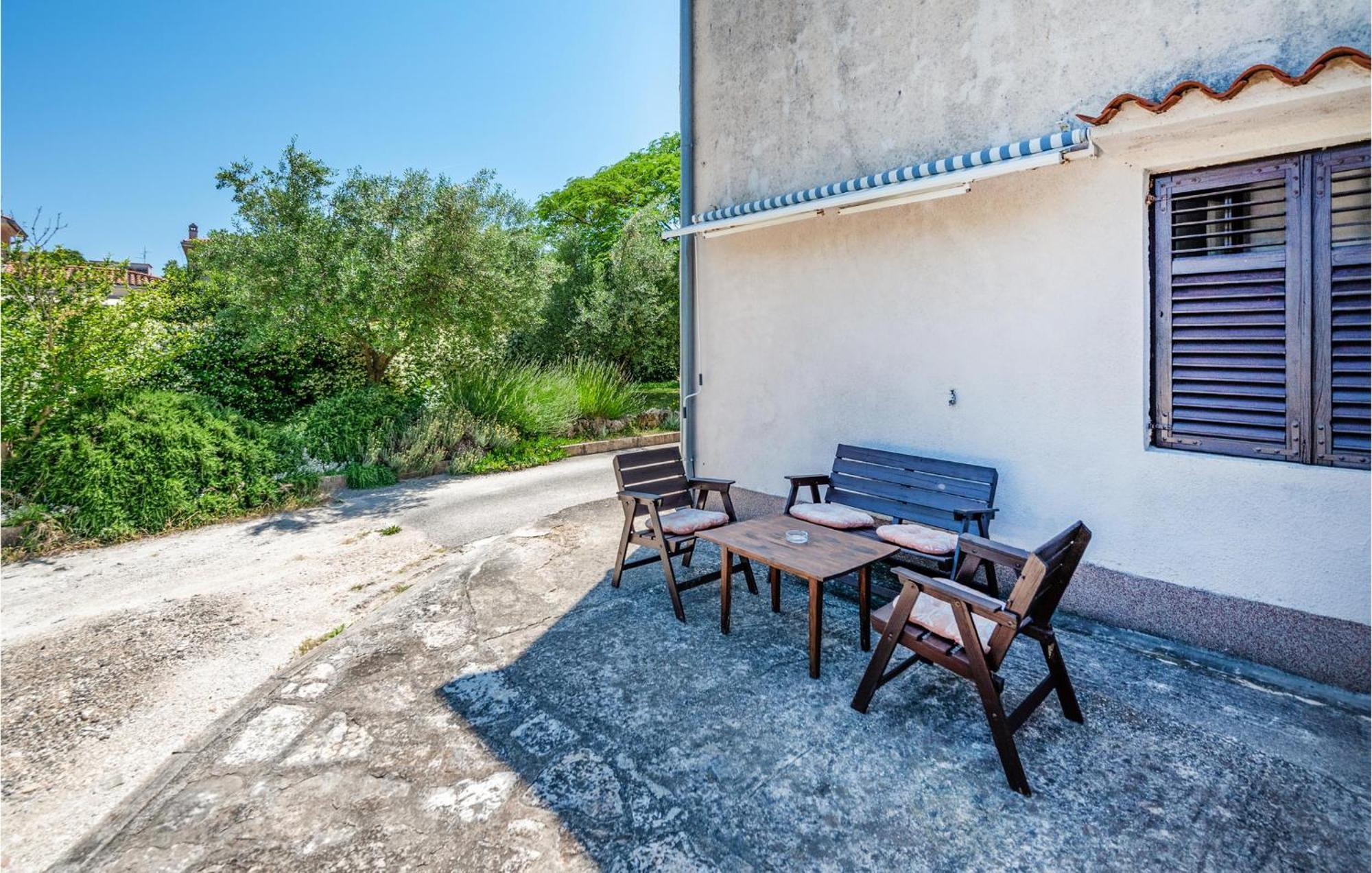 Cozy Apartment In Fazana With Kitchen Exterior foto